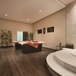 Tryp By Wyndham Basin Ekspres מלון 5*