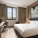 Отель Tryp By Wyndham Basin Ekspres