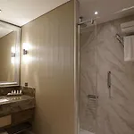 Hotel Tryp By Wyndham Basin Ekspres 5*