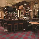 Tryp By Wyndham Basin Ekspres Hotel