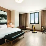 Tryp By Wyndham Basin Ekspres