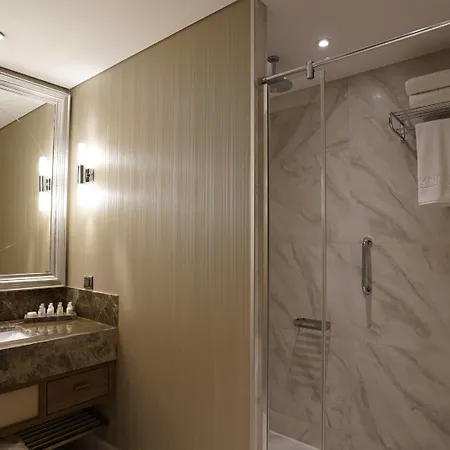 Otel Tryp By Wyndham Basın Ekspres 5*