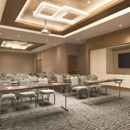 Otel Tryp By Wyndham Basın Ekspres