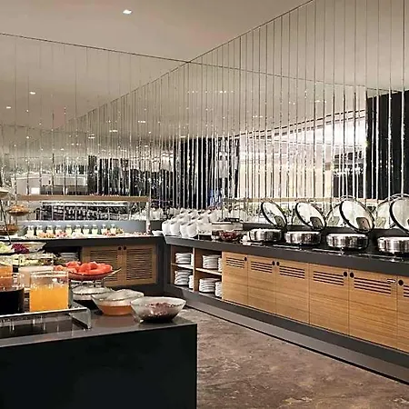 Tryp By Wyndham Basin Ekspres