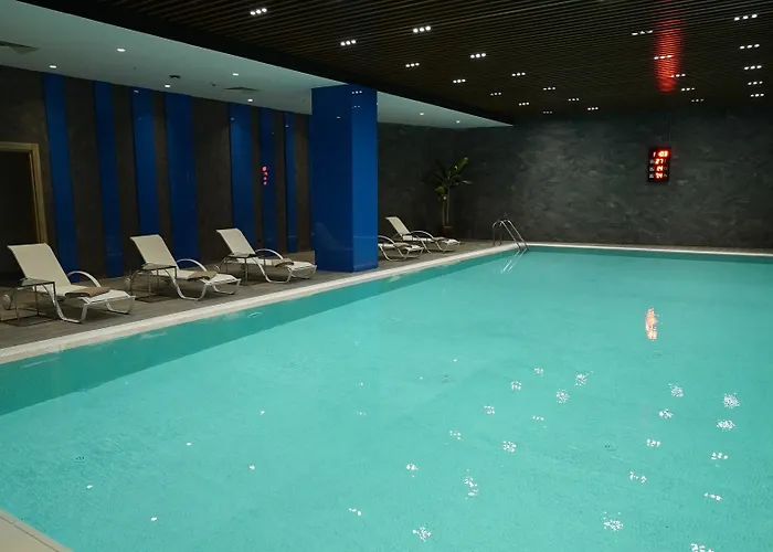 Hotel Tryp By Wyndham Basin Ekspres 5*