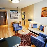 Tryp By Wyndham Basin Ekspres 5*