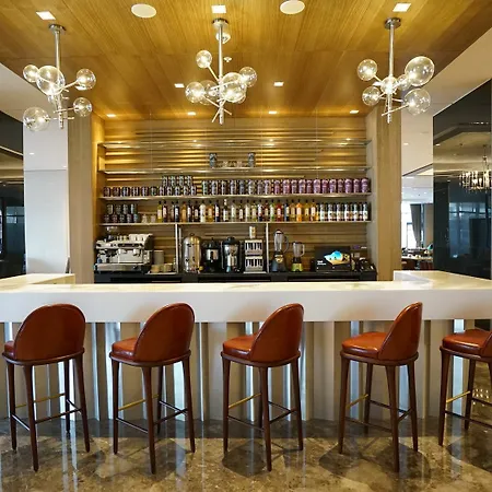 Hotel Tryp By Wyndham Basin Ekspres